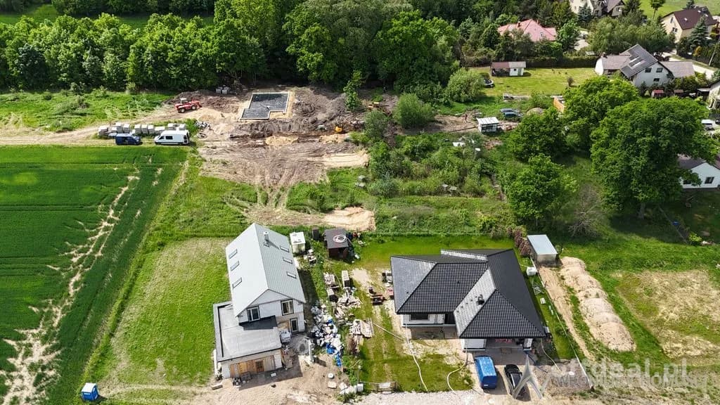 Działka budowlana z pełnym uzbrojeniem| Strzeszów