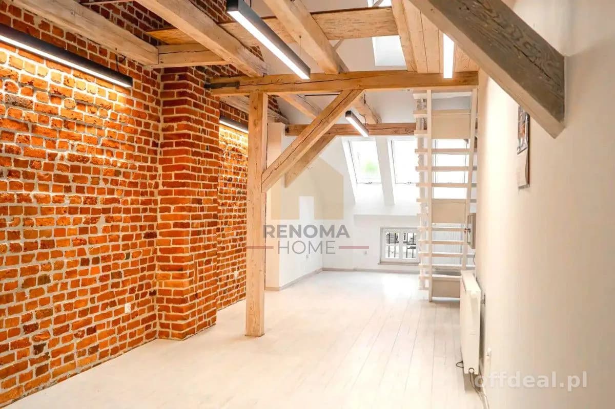 комерційна нерухомість на продаж у Zielona Góra | 15-кімн. | 366 m²