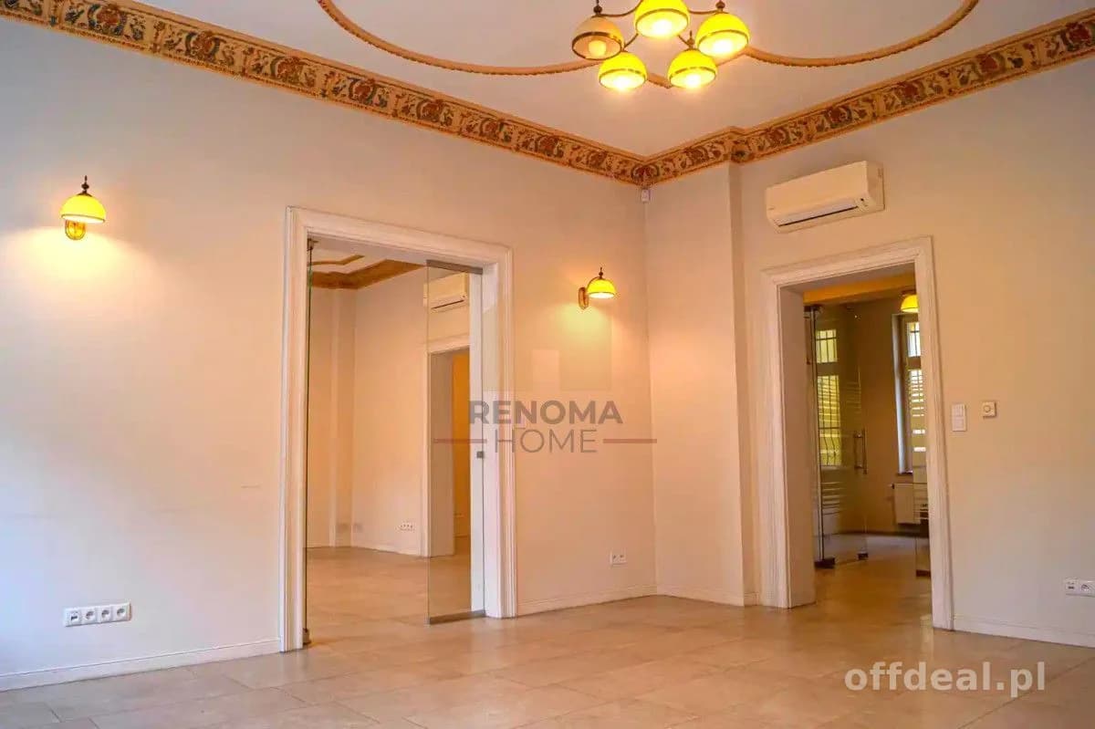 комерційна нерухомість на продаж у Zielona Góra | 15-кімн. | 366 m²