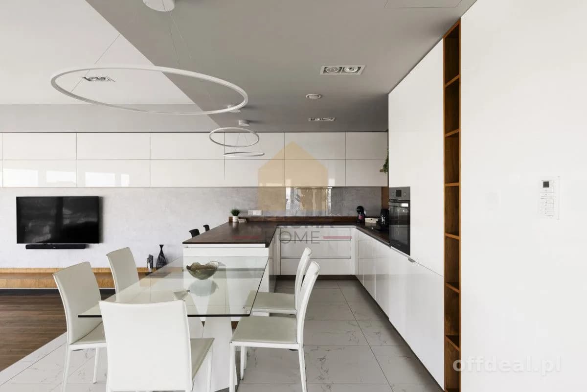 Apartament 33piętro SkyTower | 98m2