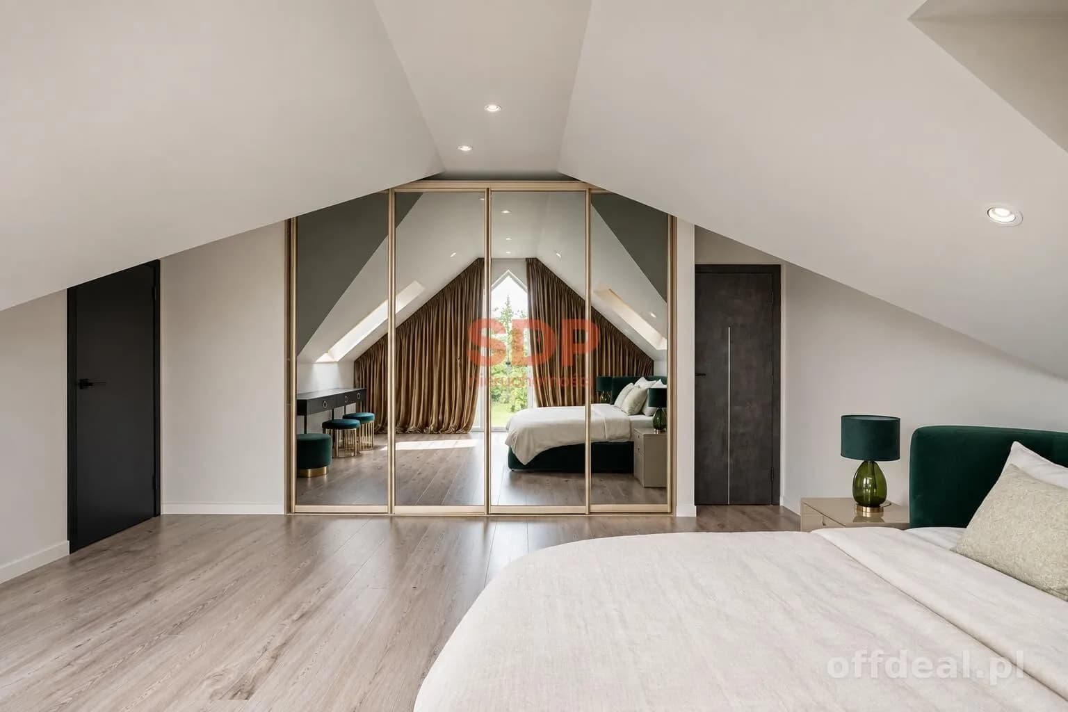 Dom z prywatną strefą relaksu i basenem|działka 1343 m2 | Smolec