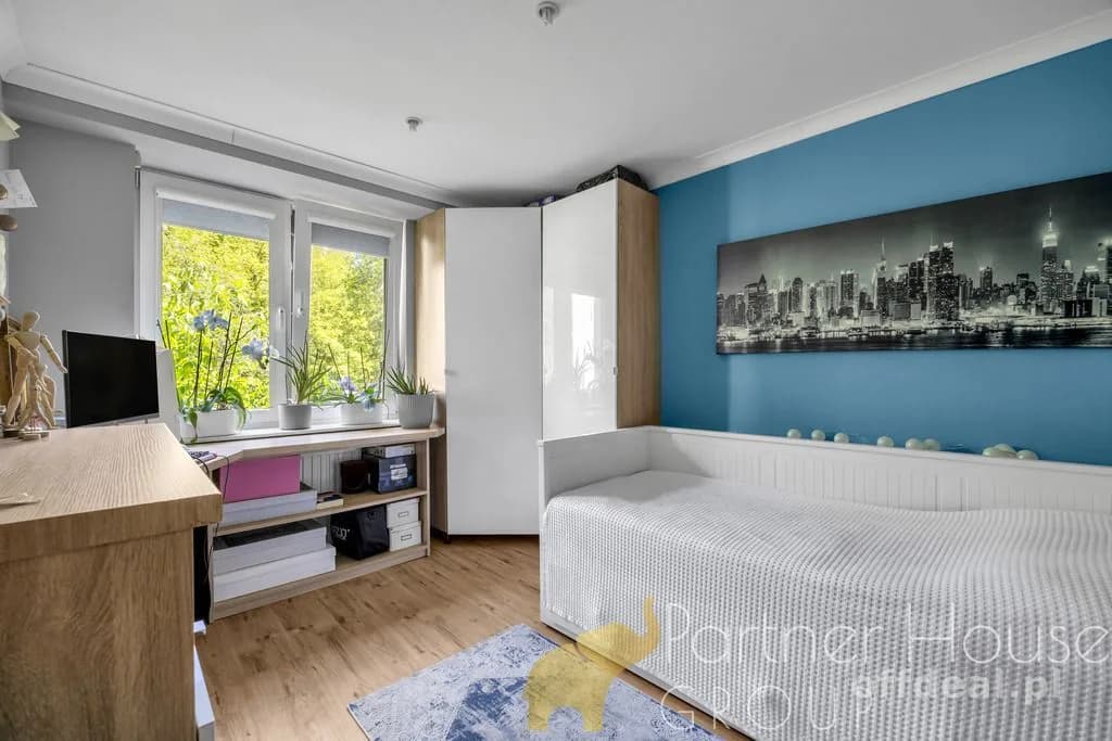 Rodzinne 4 pokoje z ogrodem (200m2) jak w domu
