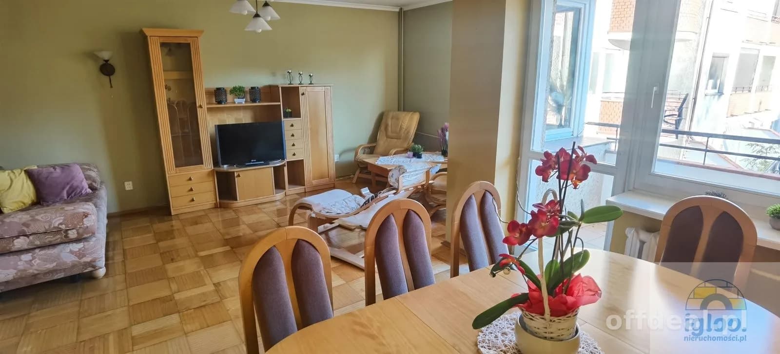 Mieszkanie 2-3 pokojowe -nowsze budownictwo- garaż- balkon- Centrum
