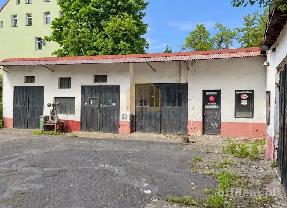 Zdjęcie 6: Dom, 9 pokoje, 250 m², Wałbrzych
