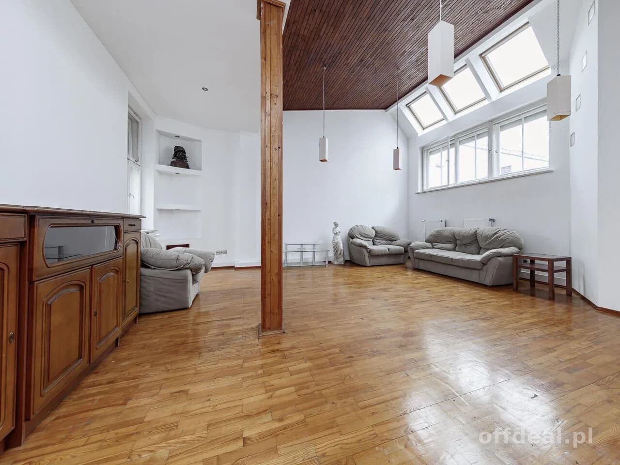 commercial property for sale in Warszawa | 193.18 m²
