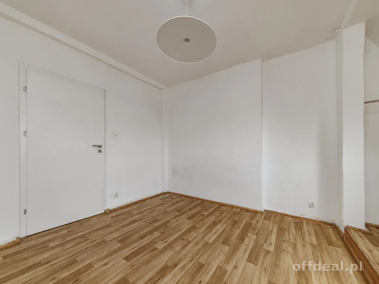 commercial property for sale in Warszawa | 193.18 m²