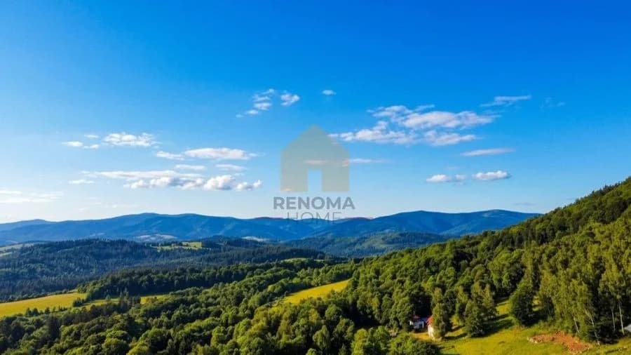 Urokliwa działka w górach z piękną panoramą gór