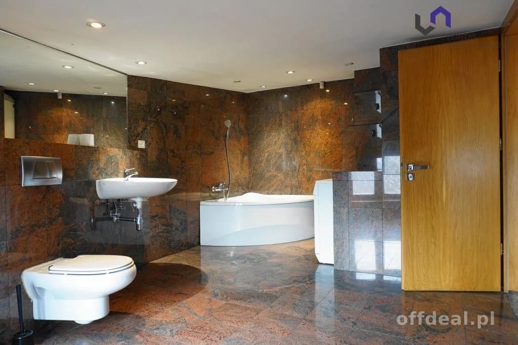 Dwupoziomowy Apartament w Centrum Katowic 210m2