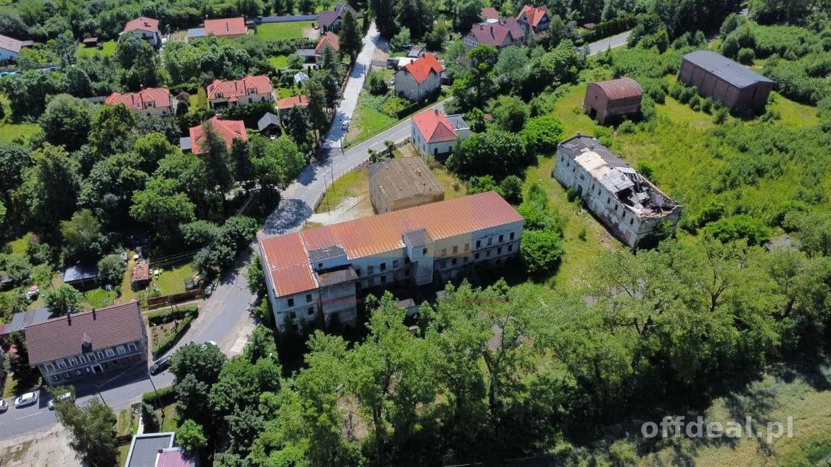 bien commercial à vendre à Pieszyce | 2 470,8 m²