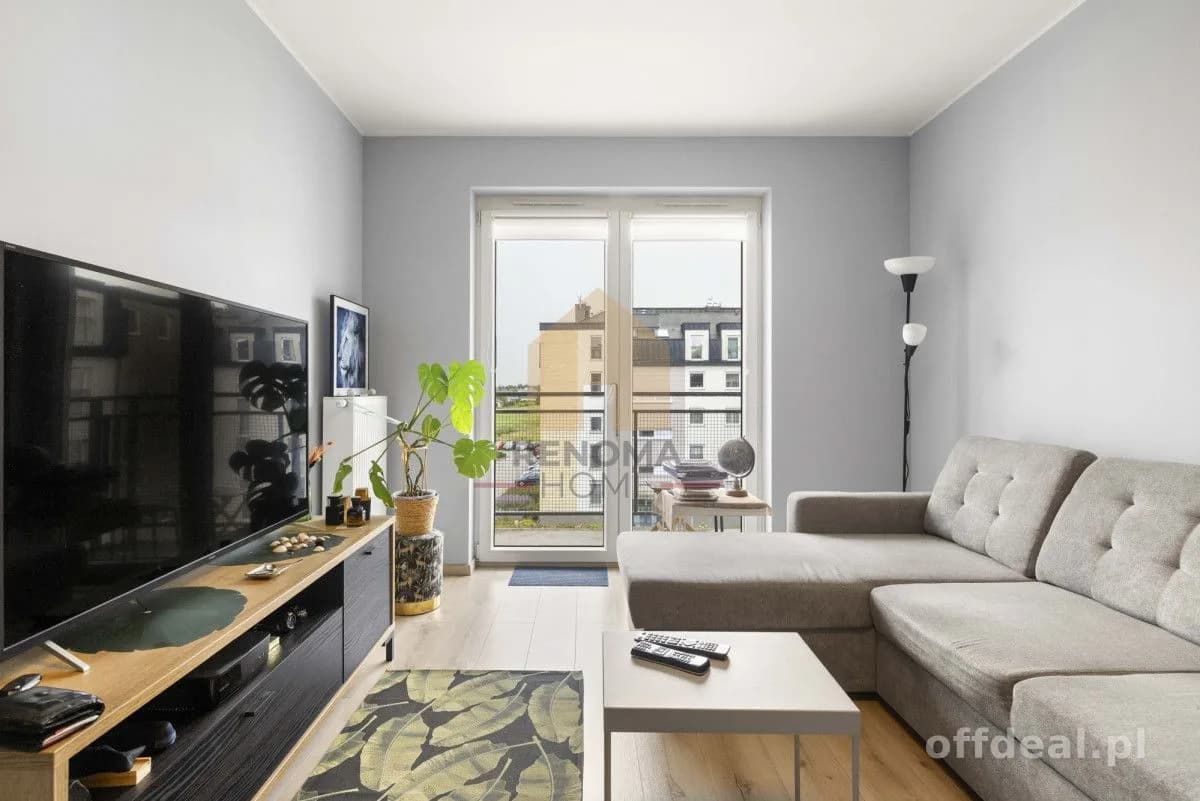 Dwa pokoje 47m2 | oddzielna kuchnia | balkon