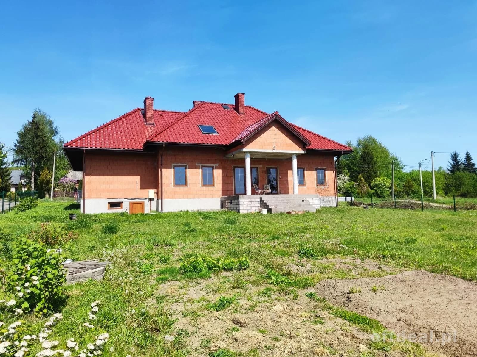 Dom pod Kielcami, spokojna i cicha okolica