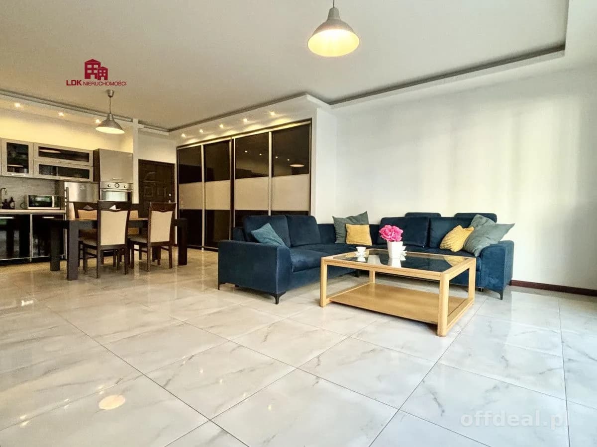 Adres, który zarabia | 120 m² nad Motławą