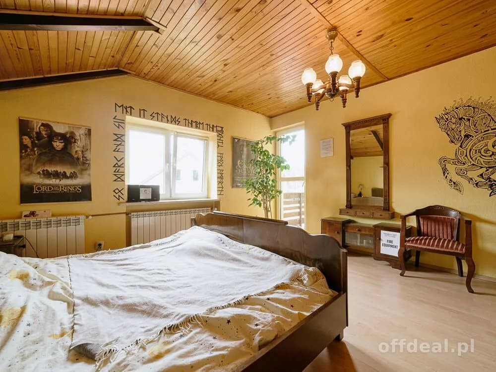 6-Zimmer Haus zum Verkauf in Sulejówek | 350 m²