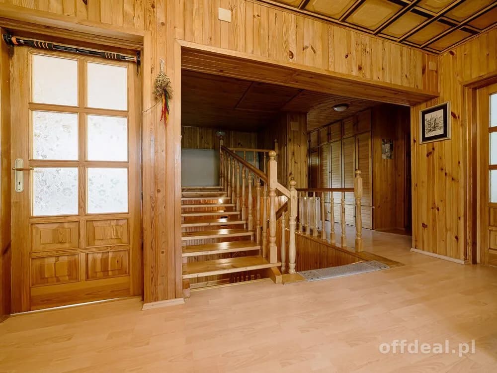 6-Zimmer Haus zum Verkauf in Sulejówek | 350 m²