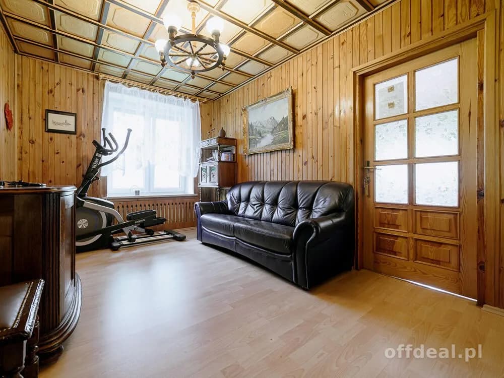 6-Zimmer Haus zum Verkauf in Sulejówek | 350 m²