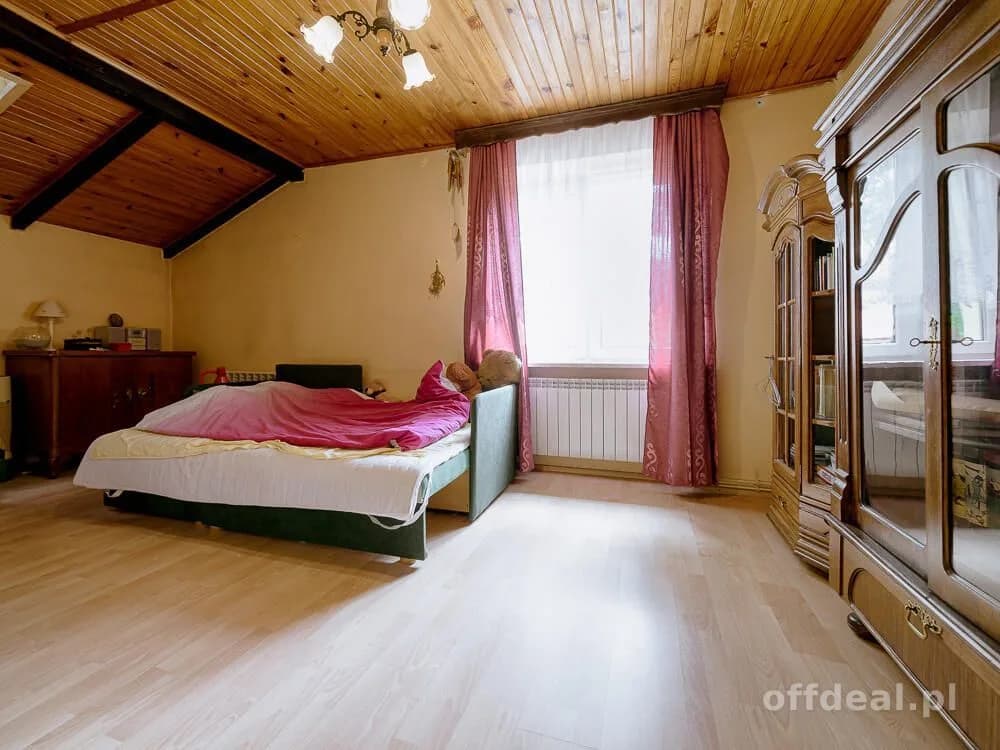 6-Zimmer Haus zum Verkauf in Sulejówek | 350 m²