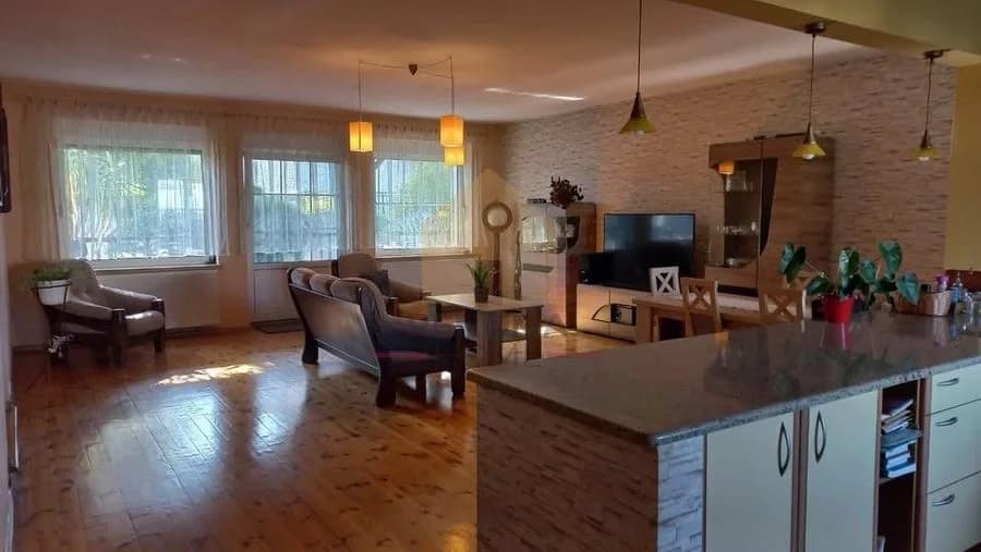 maison à vendre à Szprotawa | 5 pièces | 200 m²