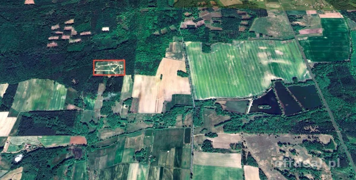 plot for sale in Pierstnica | 912 m²
