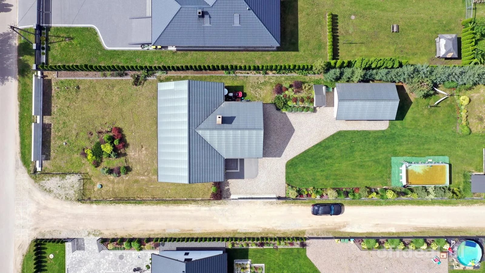 Gotowa baza pod firmę: 1300 m² + wjazd TIR + hala 380 m² | Dom