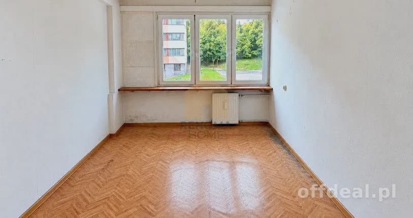 квартира на продаж у Wałbrzych, Śródmieście | 2-кімн. | 35 m²
