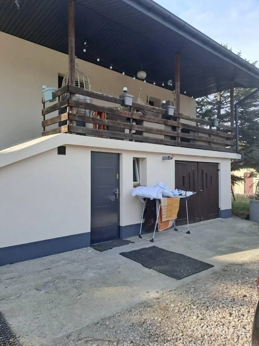Dom 170m2 - działka 1130m2 -2 wejścia - 2 liczniki