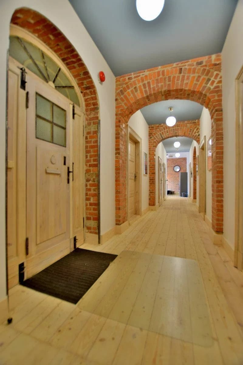 10-Zimmer Wohnung zur Miete in Wrocław