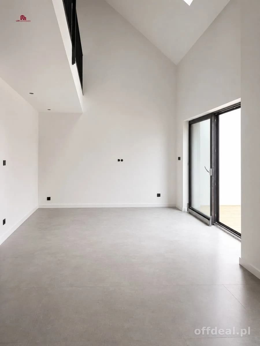 WYSOKI SALON 6 m | działka 409 m² - Płoty