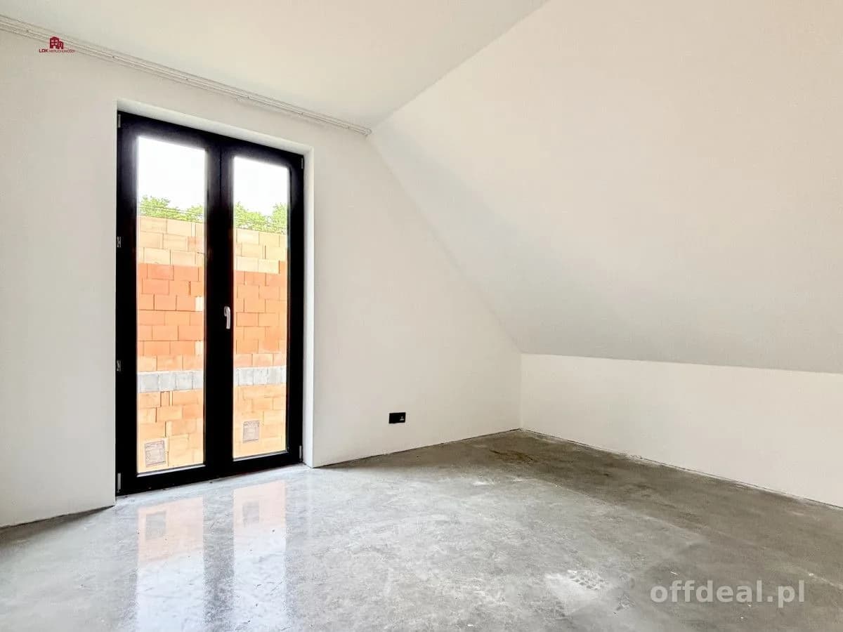 WYSOKI SALON 6 m | działka 409 m² - Płoty