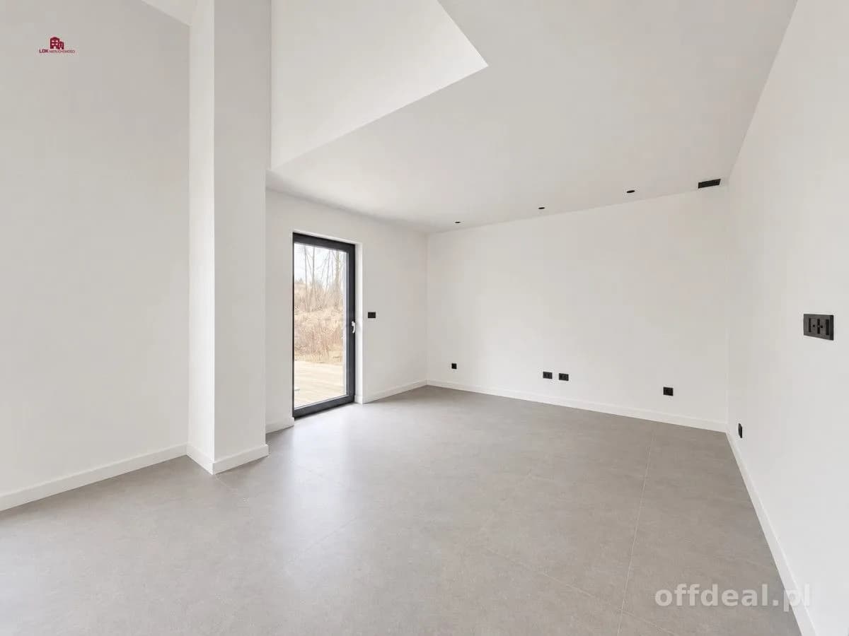 WYSOKI SALON 6 m | działka 409 m² - Płoty
