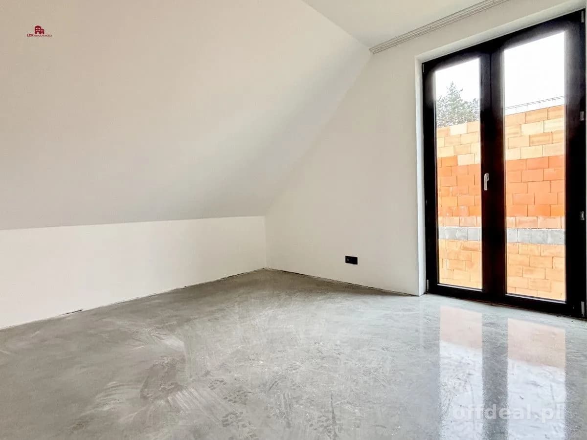WYSOKI SALON 6 m | działka 409 m² - Płoty