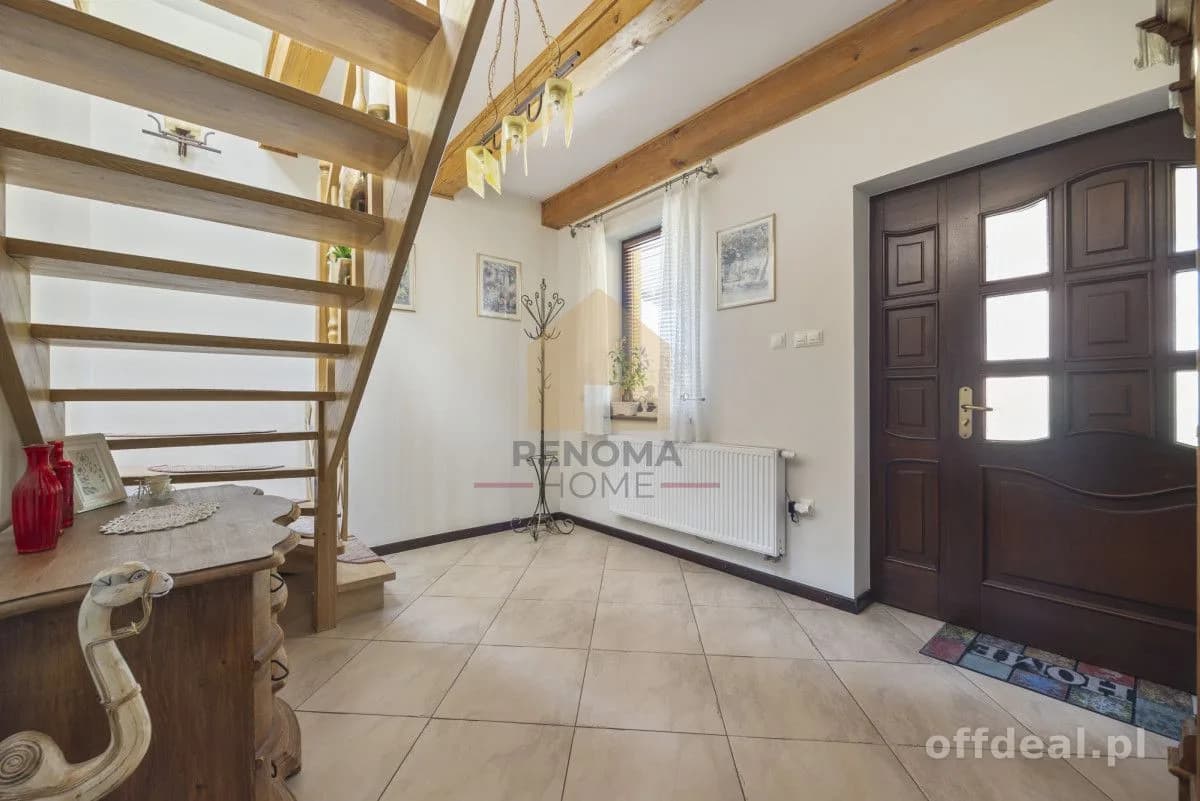 Zdjęcie 11: Dom, 7 pokoje, 251 m², Chrząstawa Wielka