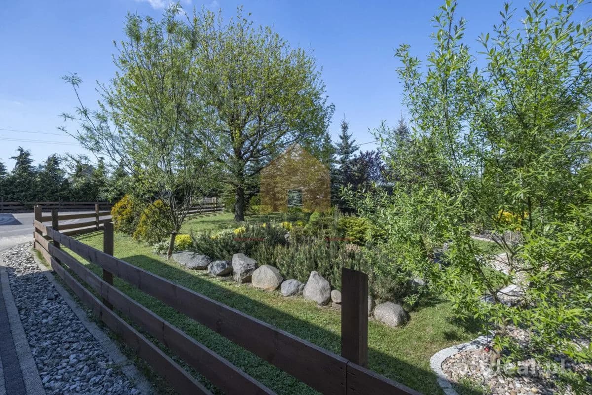 Zdjęcie 20: Dom, 7 pokoje, 251 m², Chrząstawa Wielka