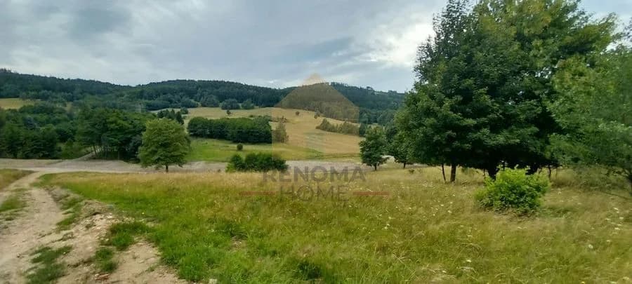 terrain à vendre à Walim | 2 120 m²