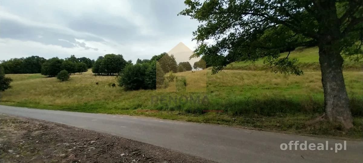 terrain à vendre à Walim | 2 120 m²