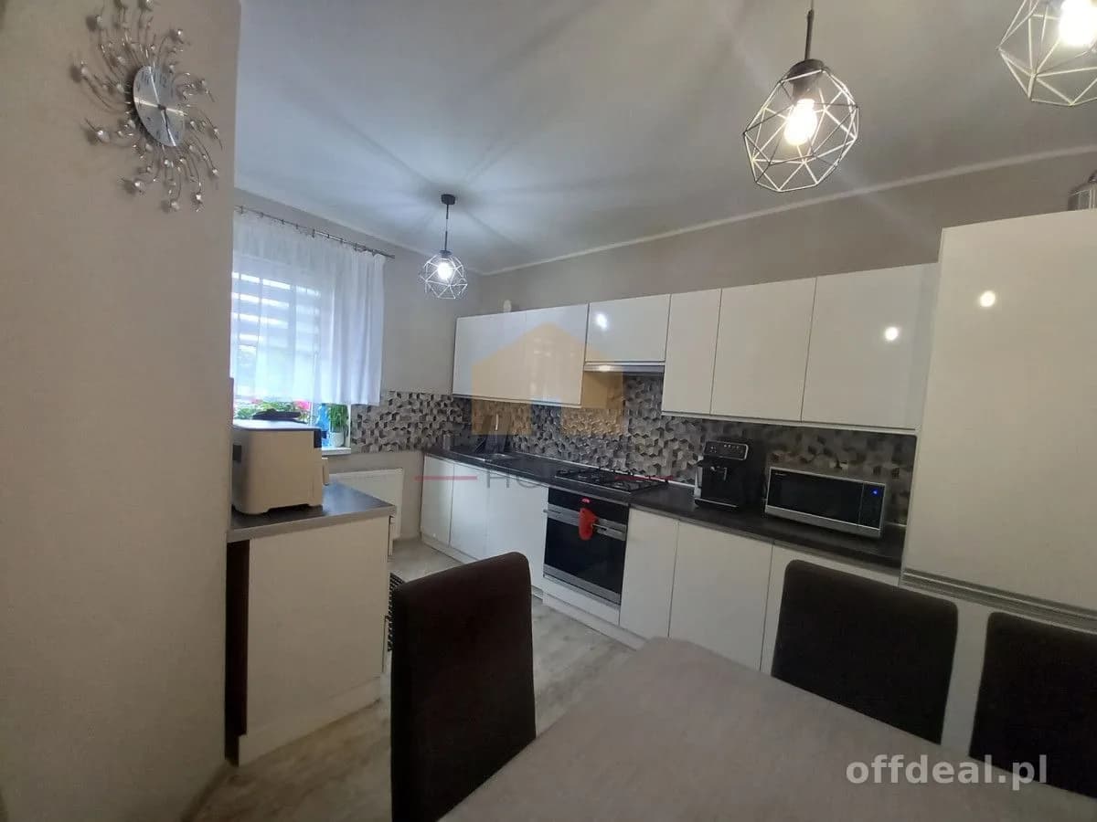 appartement à vendre à Żarów | 4 pièces | 96 m²