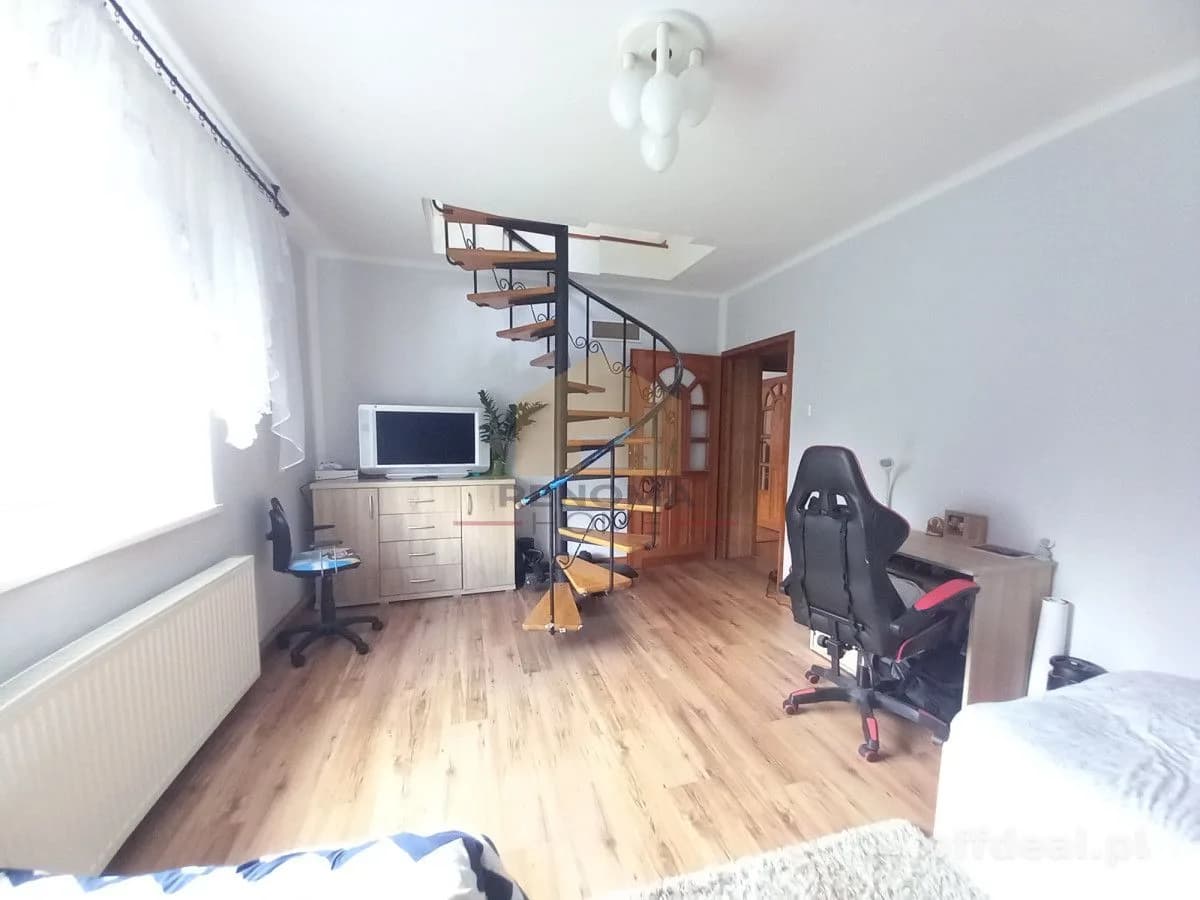 appartement à vendre à Żarów | 4 pièces | 96 m²