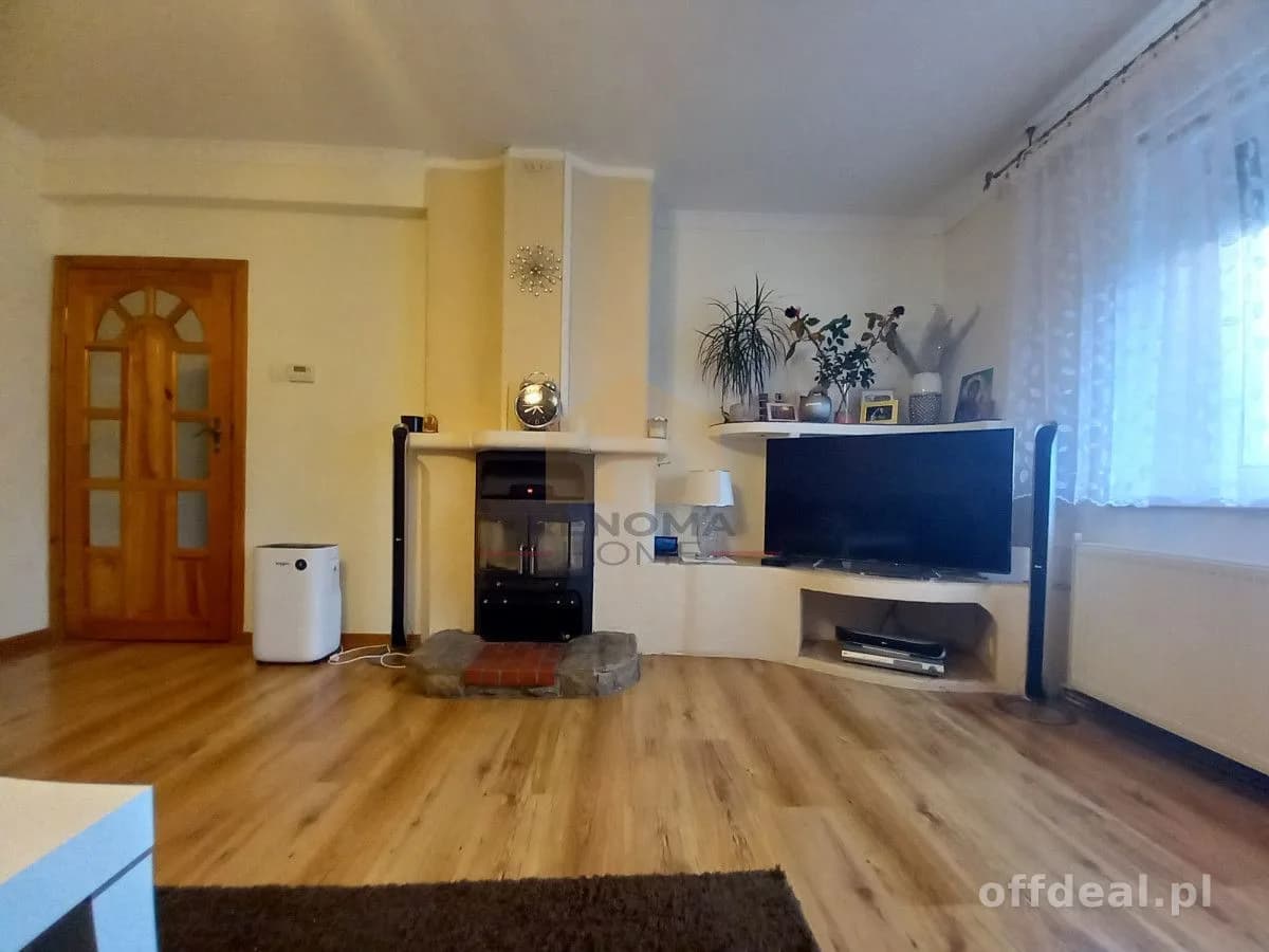 Mieszkanie dwupoziomowe w Żarowie z garażem