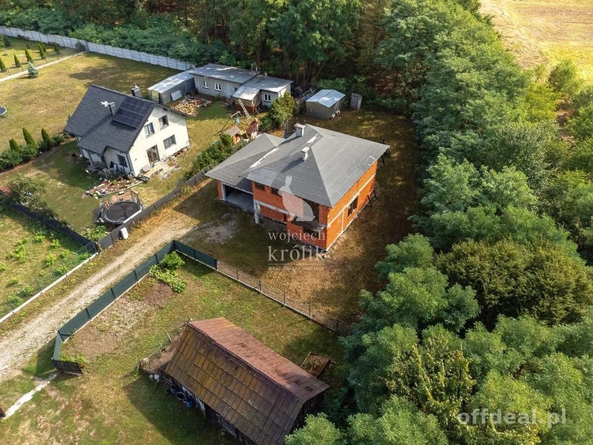 Duży dom do adaptacji na działce 1017 m2 Klembów
