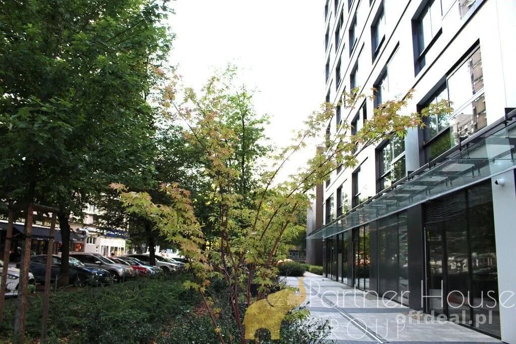 Lokal 239m² • ogródek • duże witryny •faktura VAT