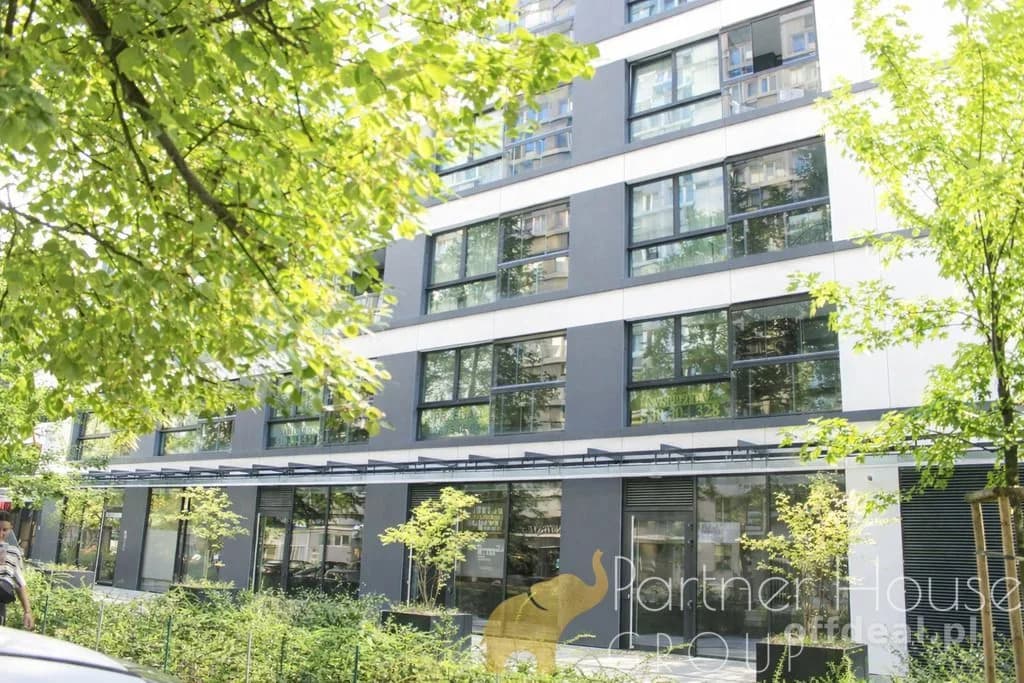 Lokal 239m² • ogródek • duże witryny •faktura VAT