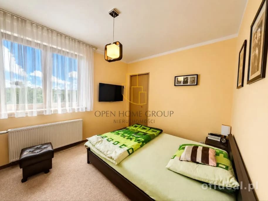 Foto 16: Haus, 8 rooms, 259 m², Bielany Wrocławskie