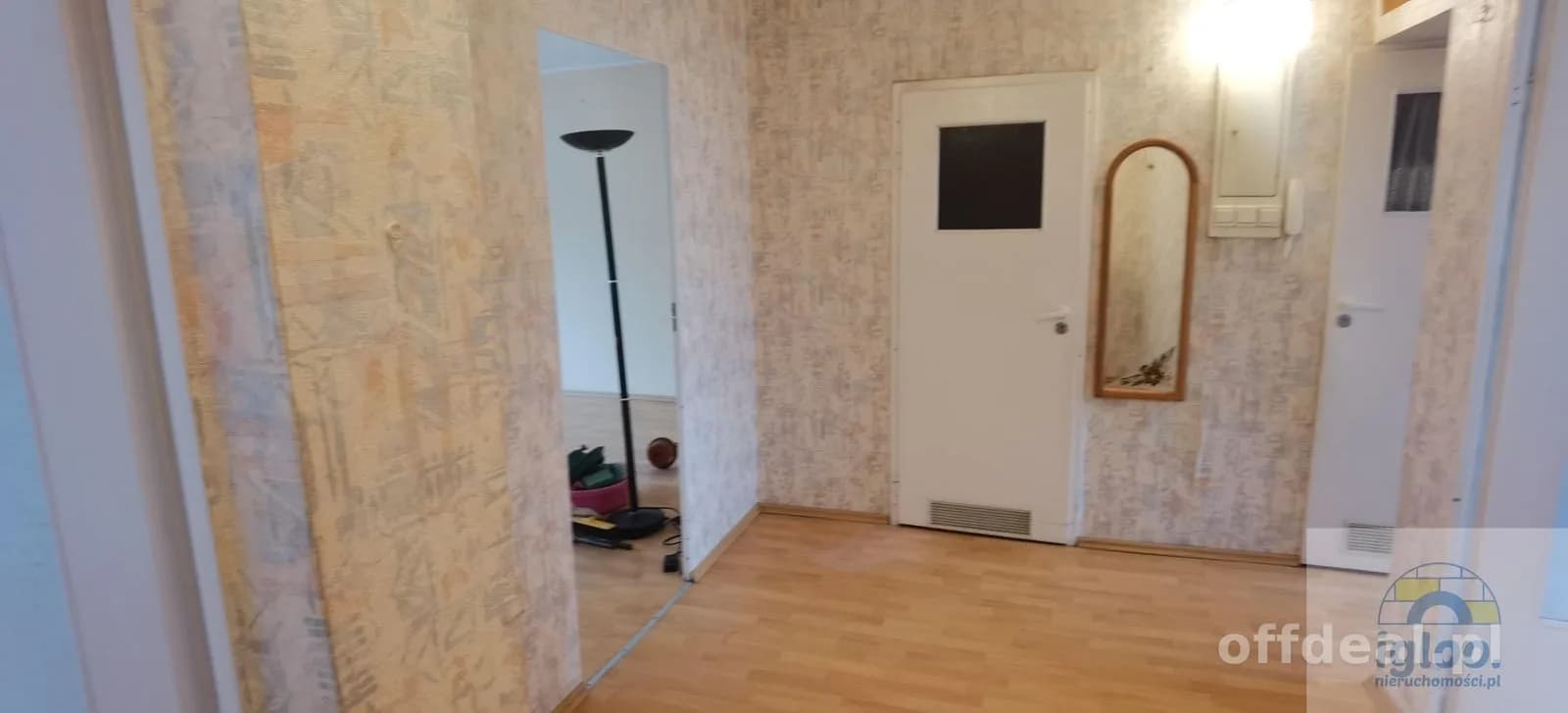 Mieszkanie 3-pokojowe -bez piecyka- 1-piętro -os.Uroczysko