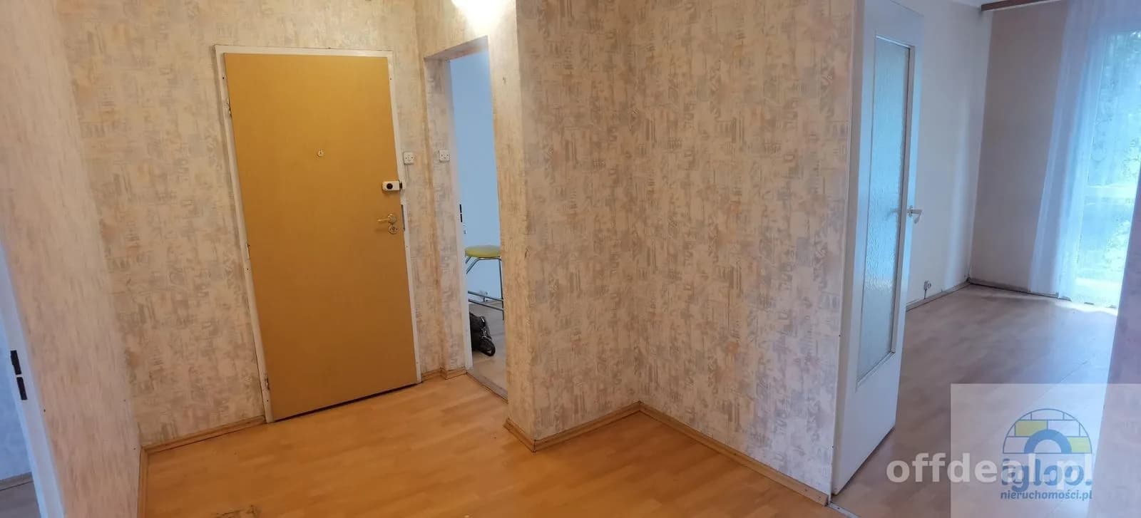 Mieszkanie 3-pokojowe -bez piecyka- 1-piętro -os.Uroczysko