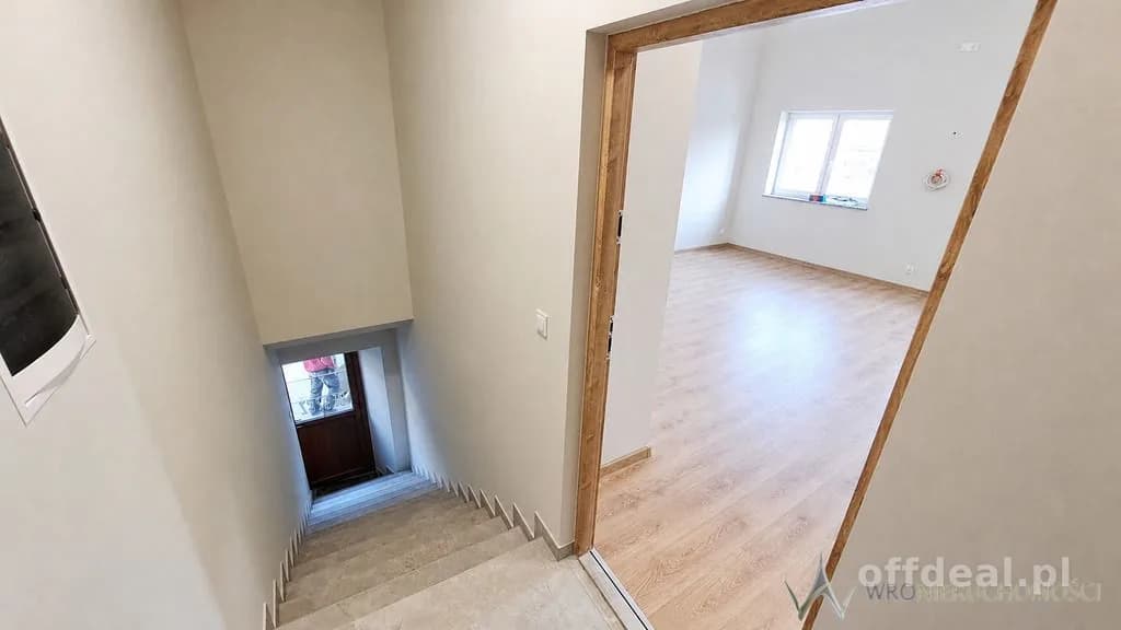 Gewerbeimmobilie zur Miete in Wrocław, Swojczyce | 38 m²