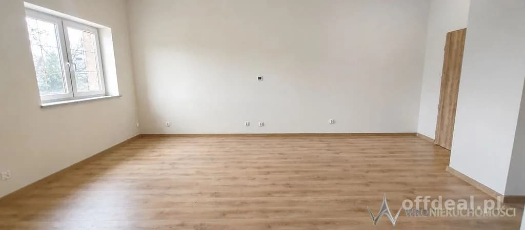 Gewerbeimmobilie zur Miete in Wrocław, Swojczyce | 38 m²