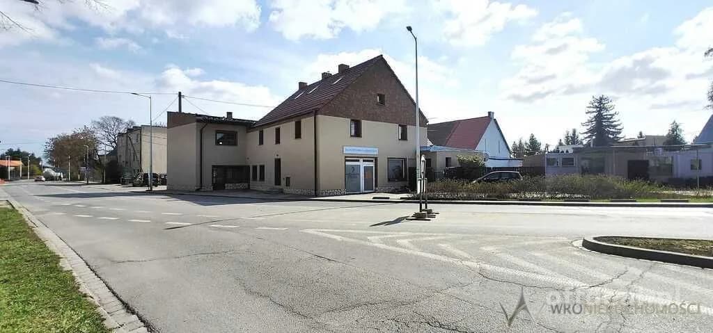 bien commercial à louer à Wrocław, Swojczyce | 38 m²