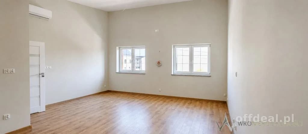 Gewerbeimmobilie zur Miete in Wrocław, Swojczyce | 38 m²