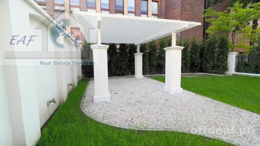 bien commercial à louer à Warszawa, Ulów, Mokotów | 382,2 m²