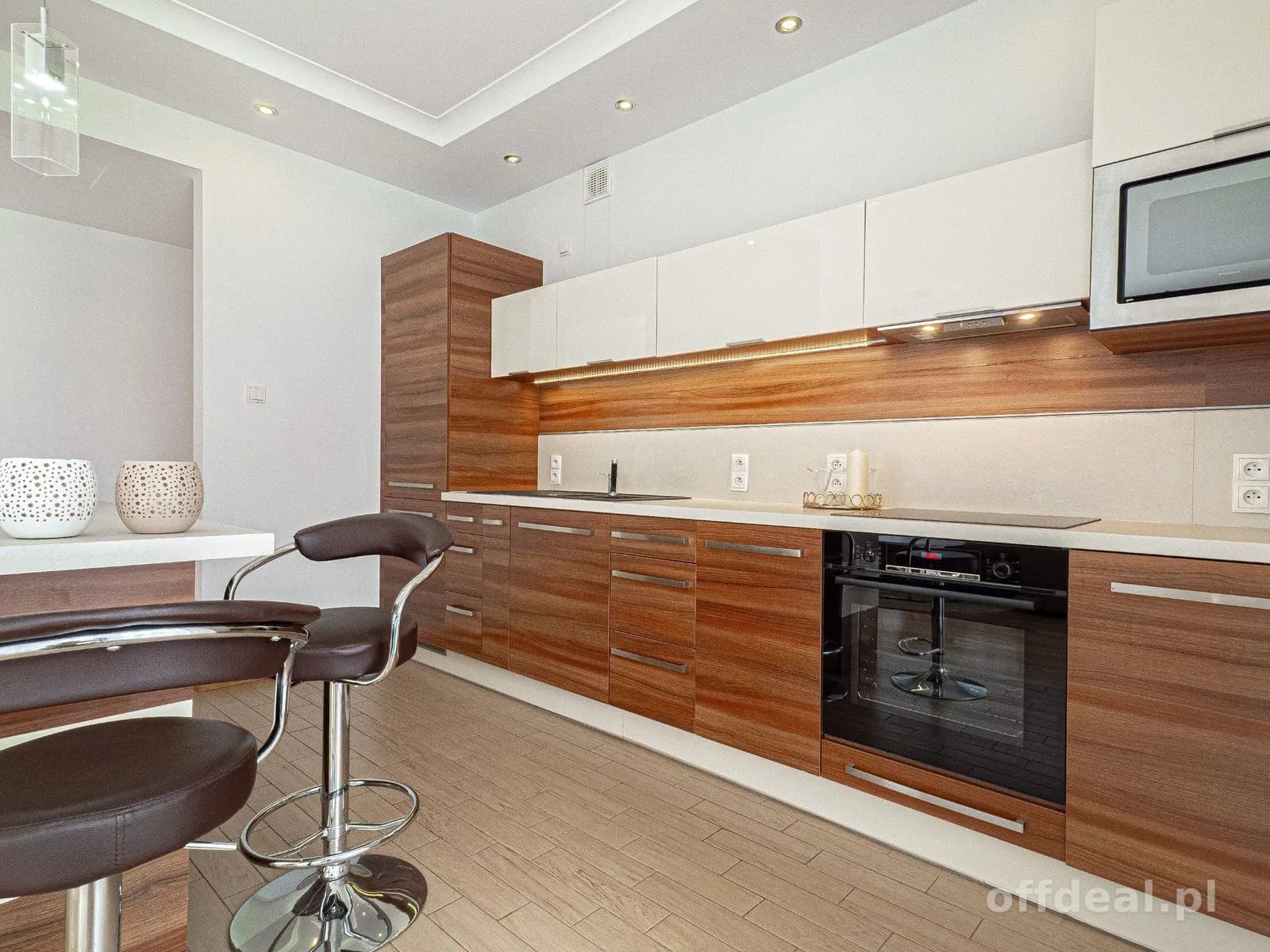Elegancki apartament z klimatyzacją i balkonem - w pełni wyposażony