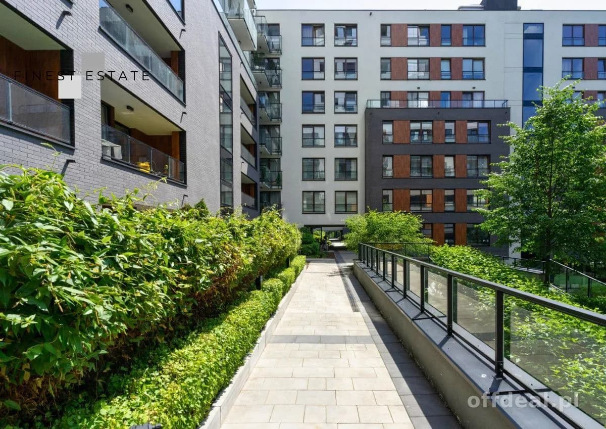 Przestronny Apartament | Metro M2 | Garderoba | 2P
